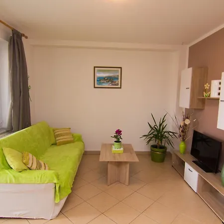 Refined And Timeless Krk With Terrace Apartment Krk Town